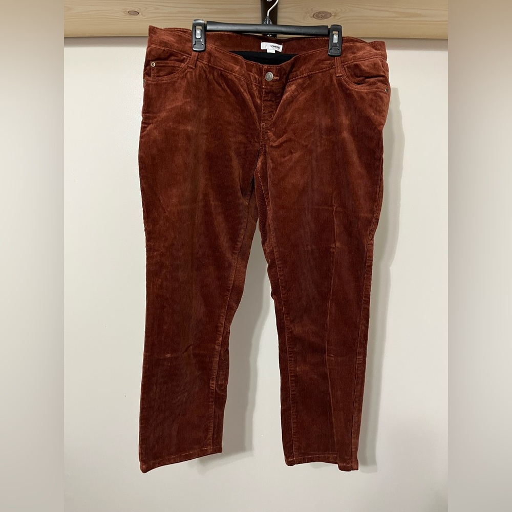 NWOT Maternity Pants